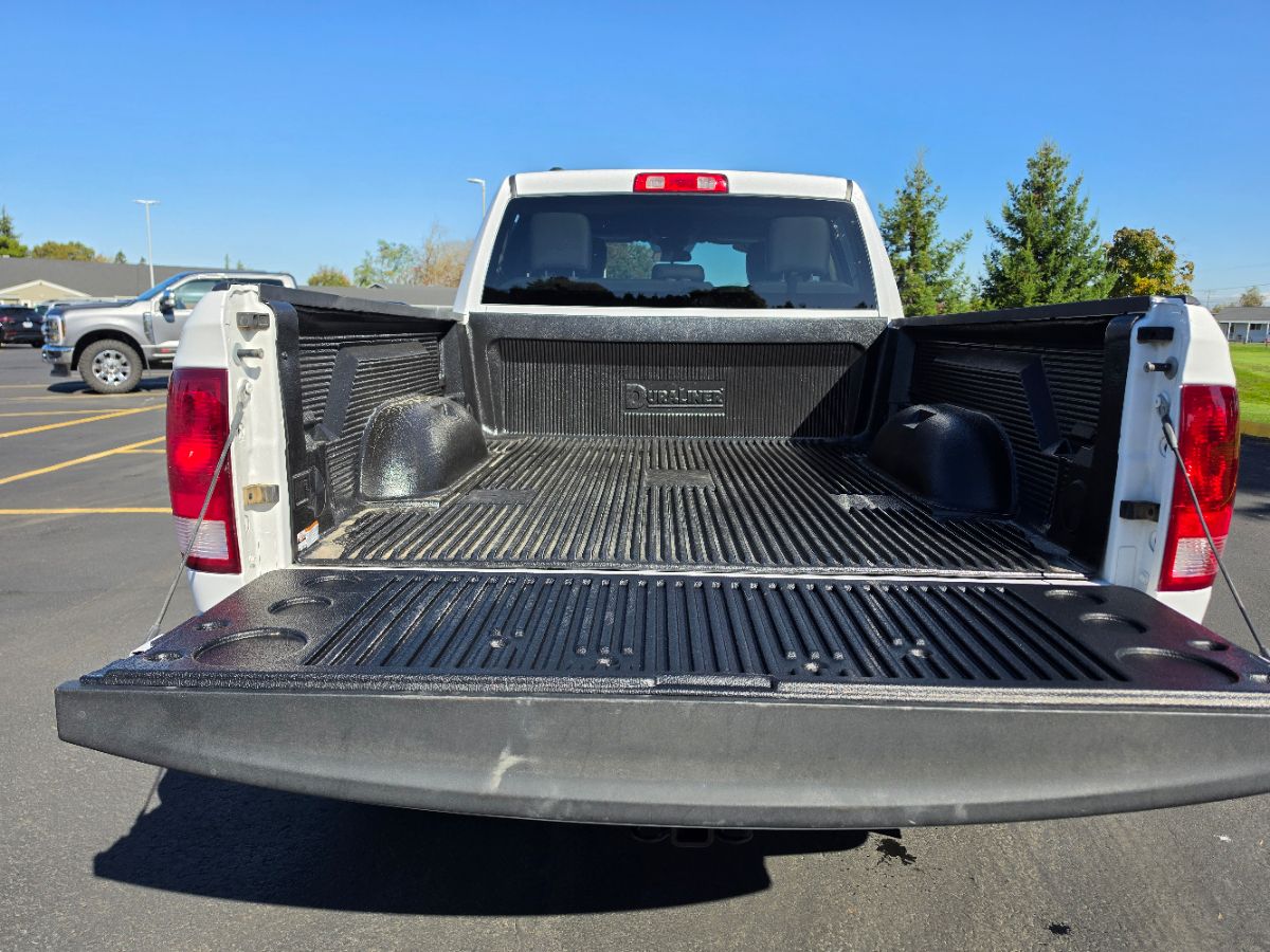 Photo 21 of this Ram 1500 Classic