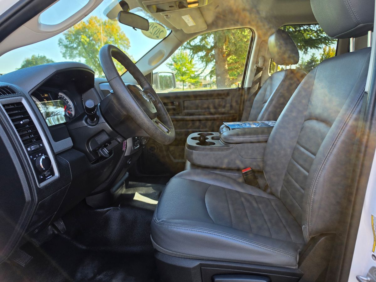 Photo 29 of this Ram 1500 Classic