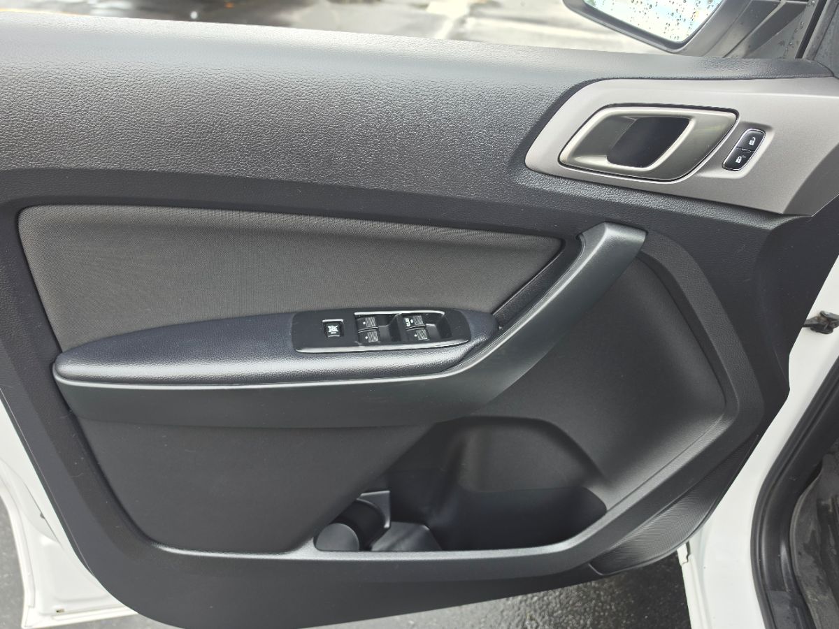 Ford Ranger photo 31
