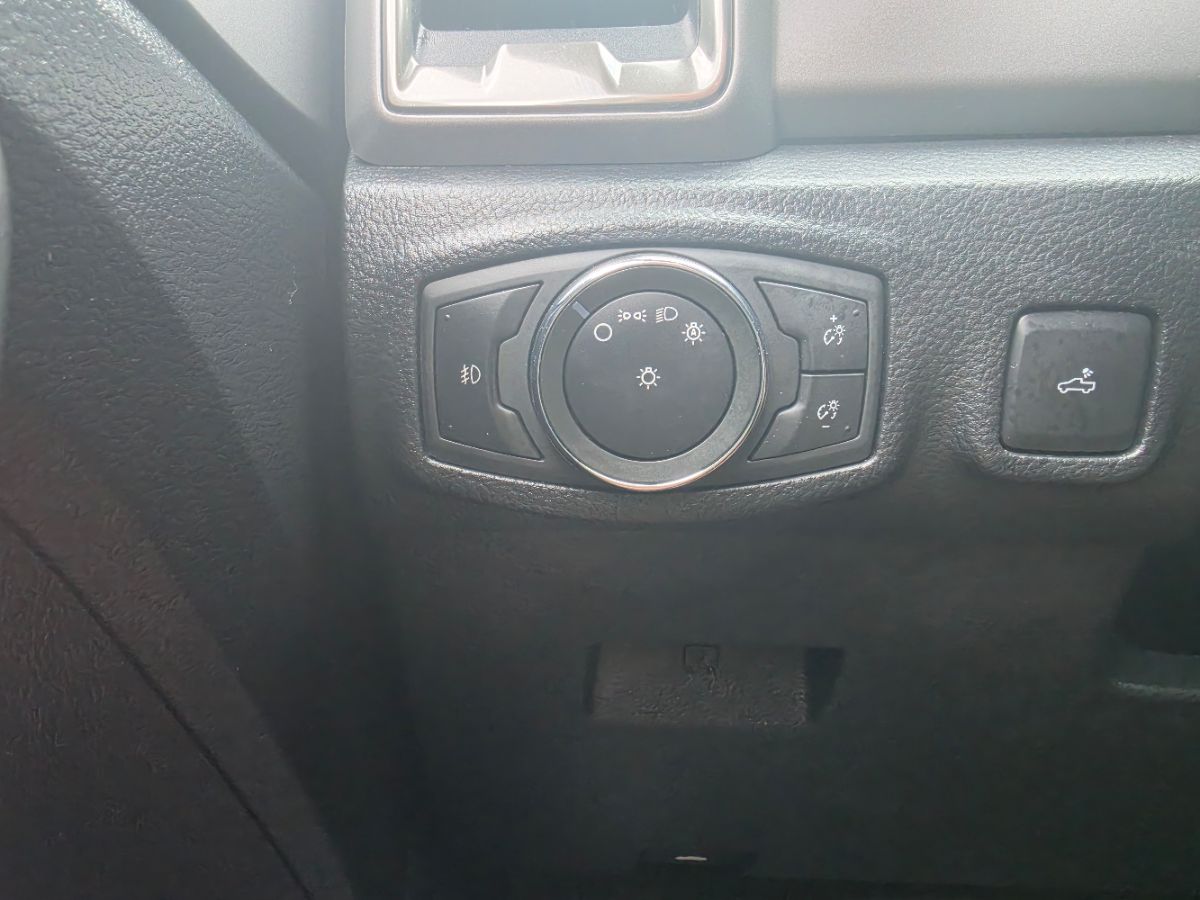 Ford Ranger photo 36