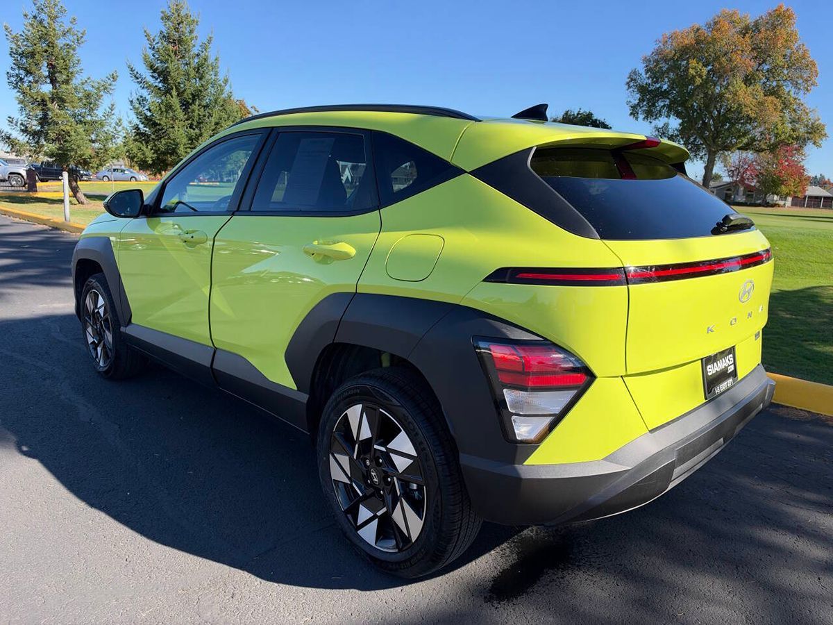 Photo 7 of this Hyundai Kona