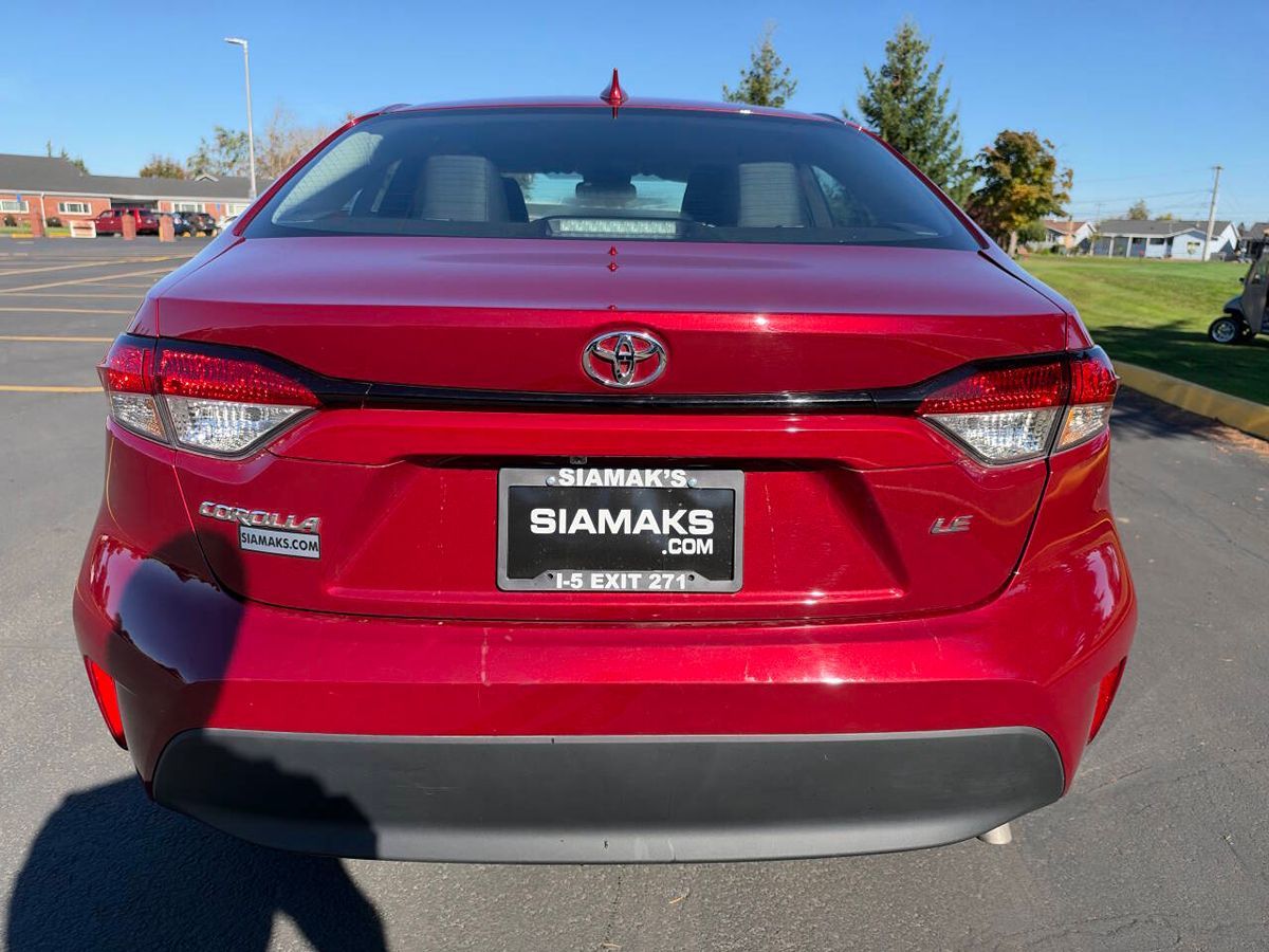 Photo 4 of this Toyota Corolla