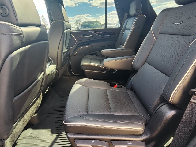 2022 Cadillac Escalade Sport photo 25
