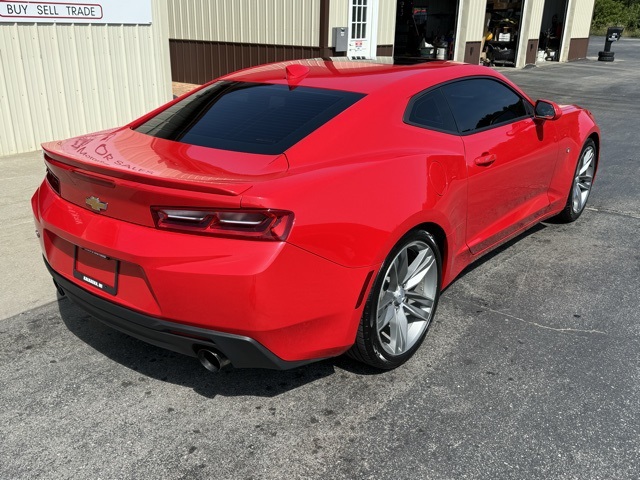 2018 Chevrolet Camaro 1LT photo 3