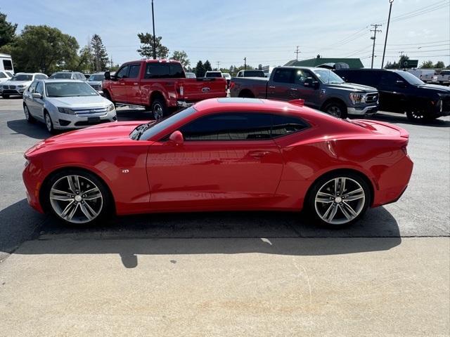 2018 Chevrolet Camaro 1LT photo 4
