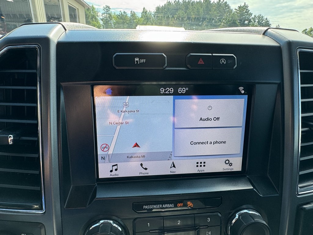 2019 Ford F-150 XLT photo 19