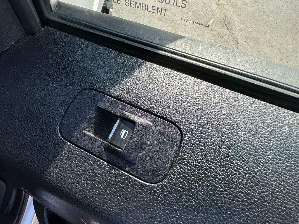 2019 Ford F-150 XLT photo 38