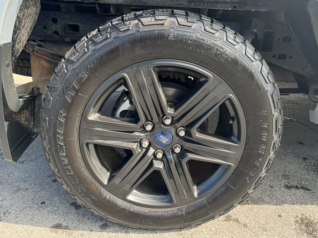 2019 Ford F-150 XLT photo 42