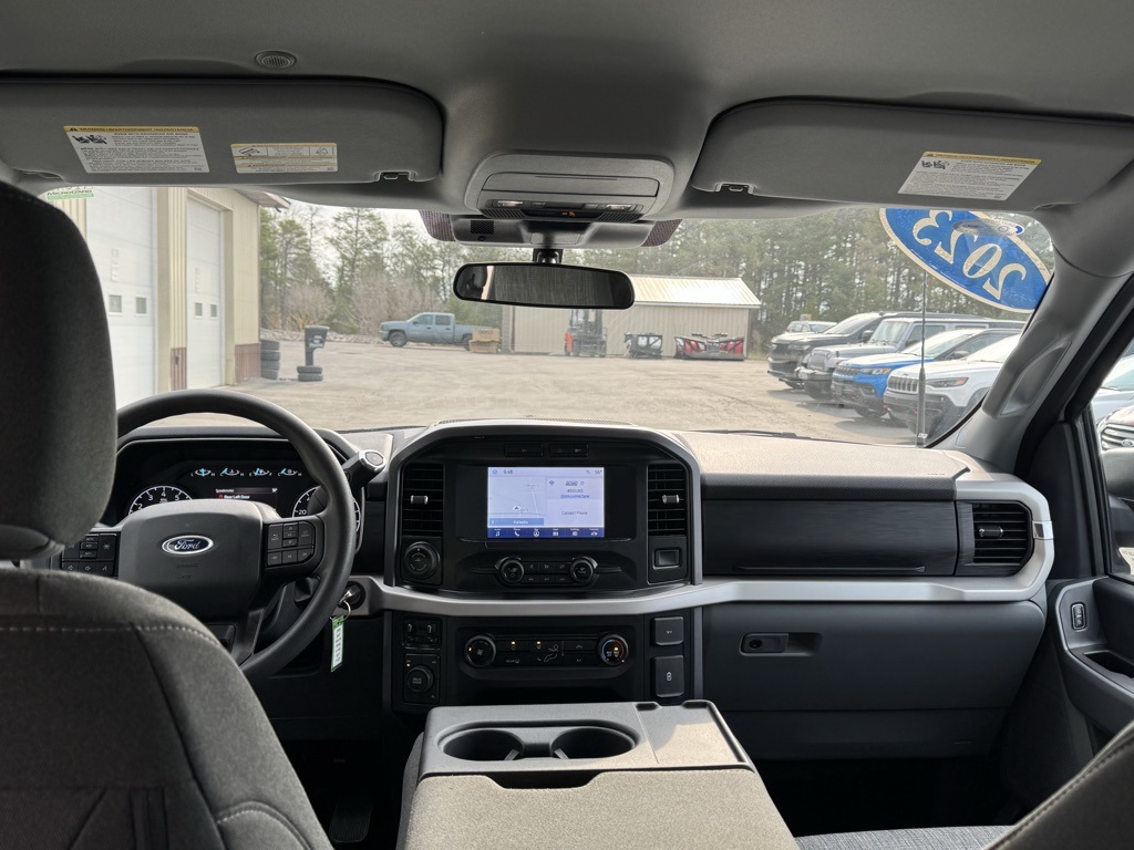 2023 Ford F-150 XLT photo 25