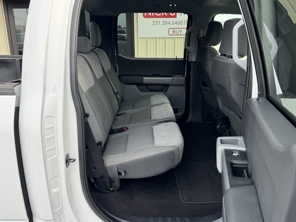 2023 Ford F-150 XLT photo 29