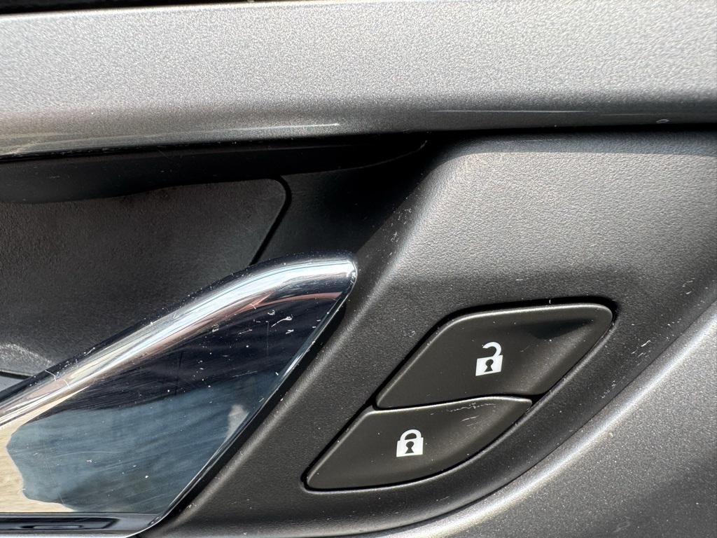 2020 Chevrolet Traverse LS photo 12