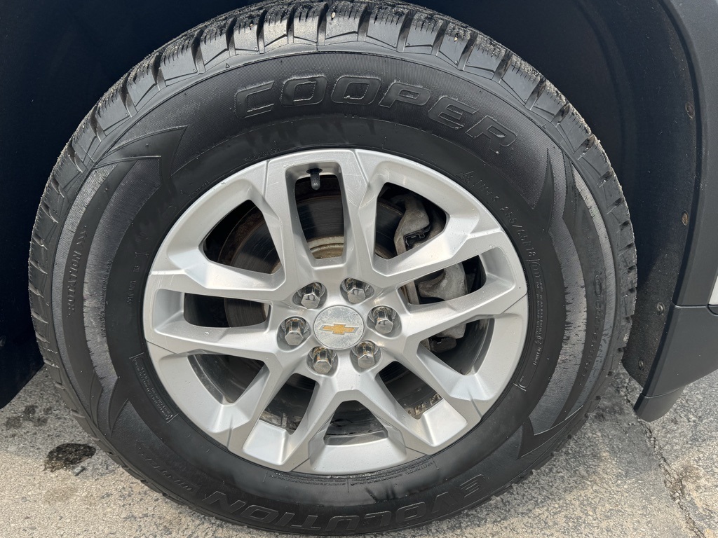 2020 Chevrolet Traverse LS photo 40