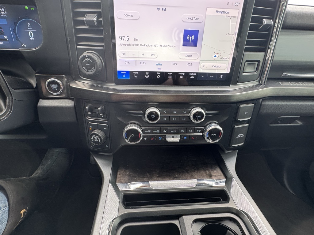 2023 Ford F-350 Lariat photo 22