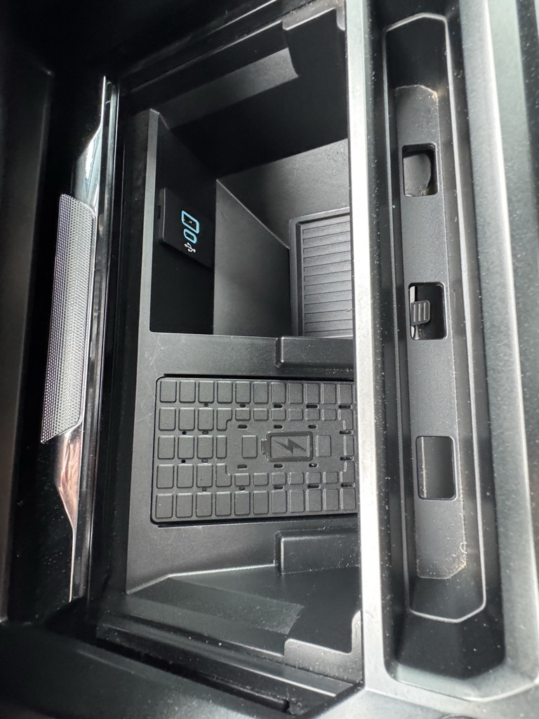 2023 Ford F-350 Lariat photo 24