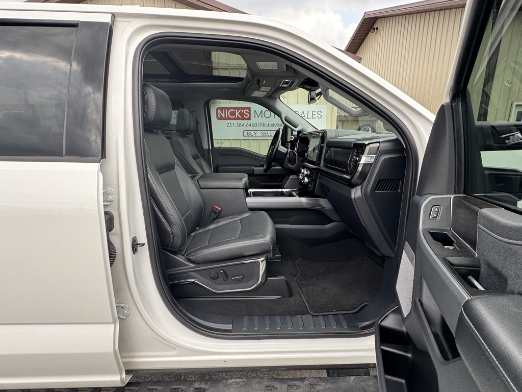2023 Ford F-350 Lariat photo 43