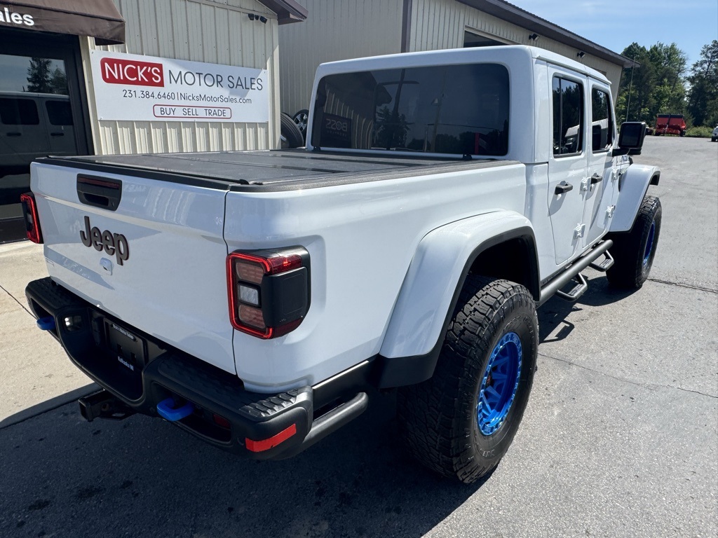 2020 Jeep Gladiator Rubicon photo 3