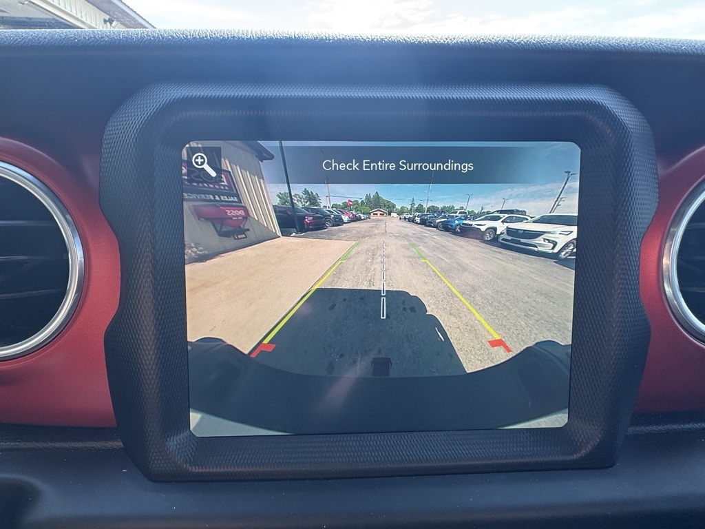2020 Jeep Gladiator Rubicon photo 20