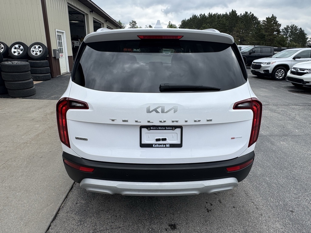 2022 Kia Telluride EX photo 4