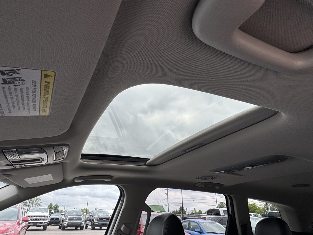 2022 Kia Telluride EX photo 25