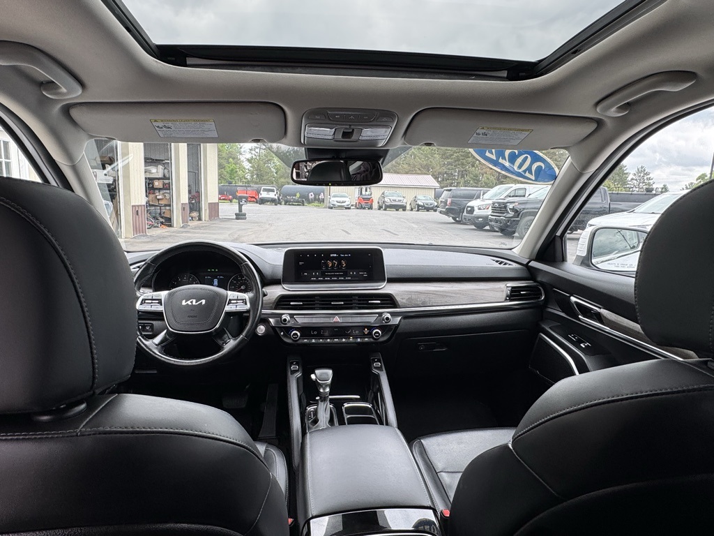2022 Kia Telluride EX photo 28