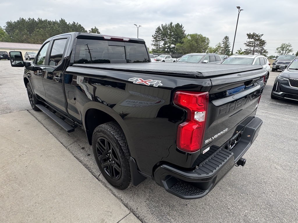 2023 Chevrolet Silverado 1500 RST photo 5