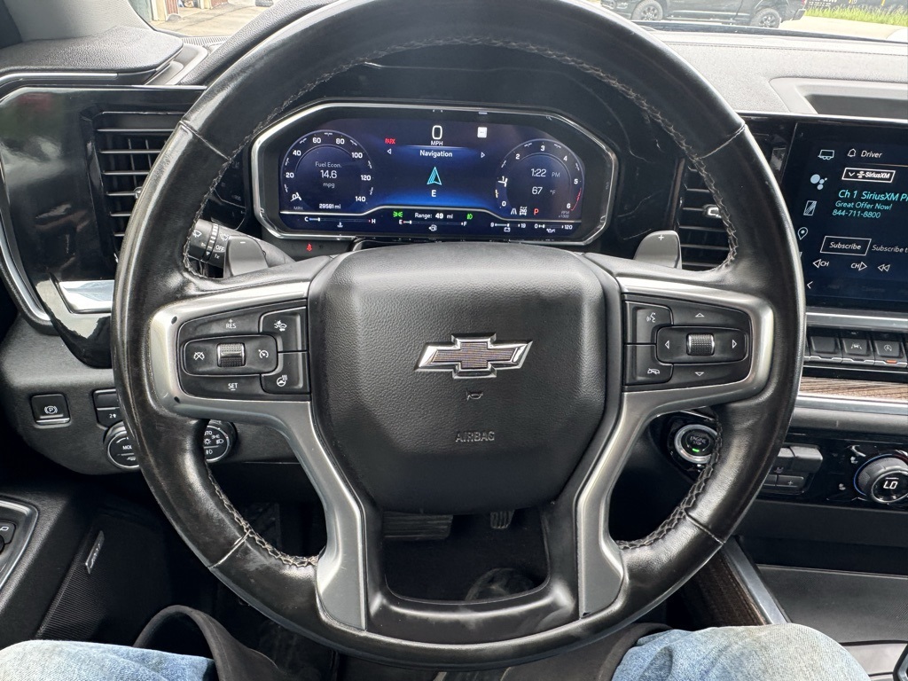 2023 Chevrolet Silverado 1500 RST photo 16