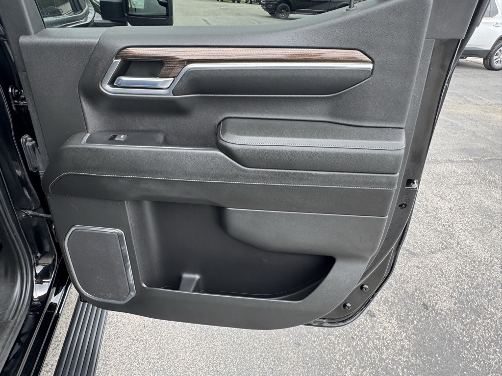2023 Chevrolet Silverado 1500 RST photo 34