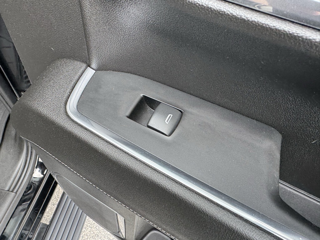 2023 Chevrolet Silverado 1500 RST photo 35