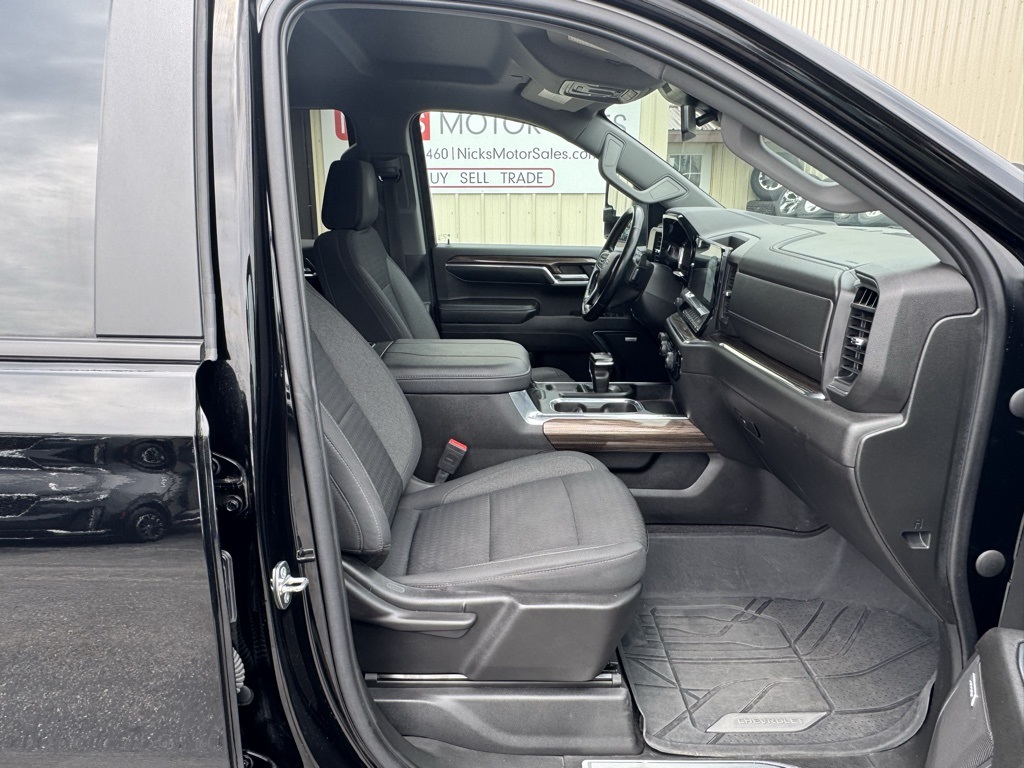 2023 Chevrolet Silverado 1500 RST photo 40