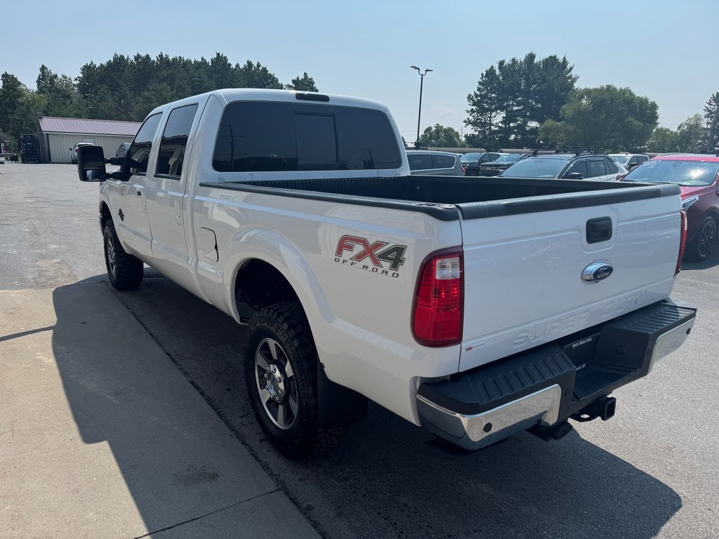 2016 Ford F-350 Lariat photo 5
