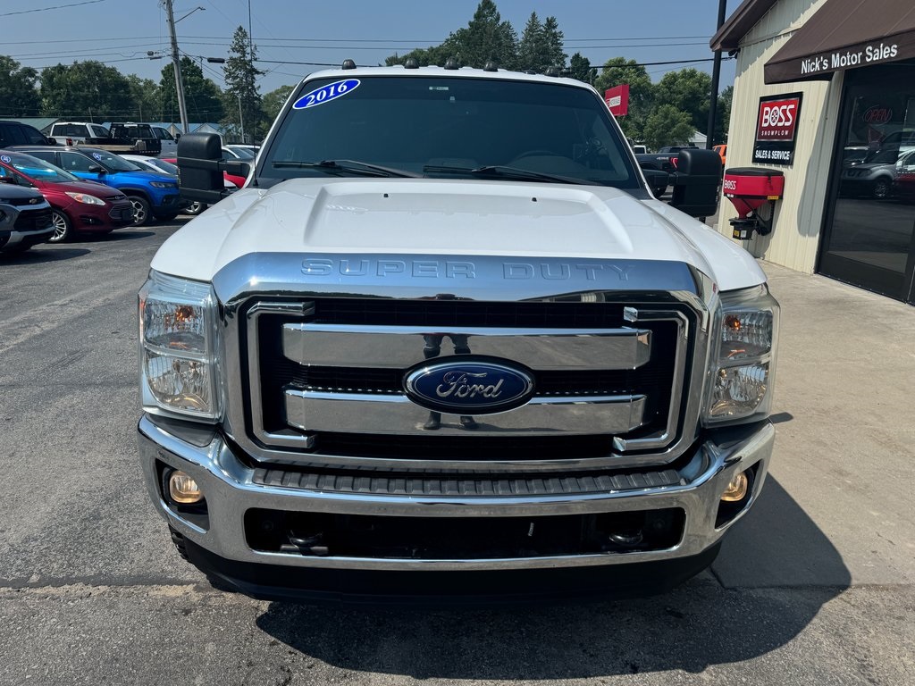 2016 Ford F-350 Lariat photo 8