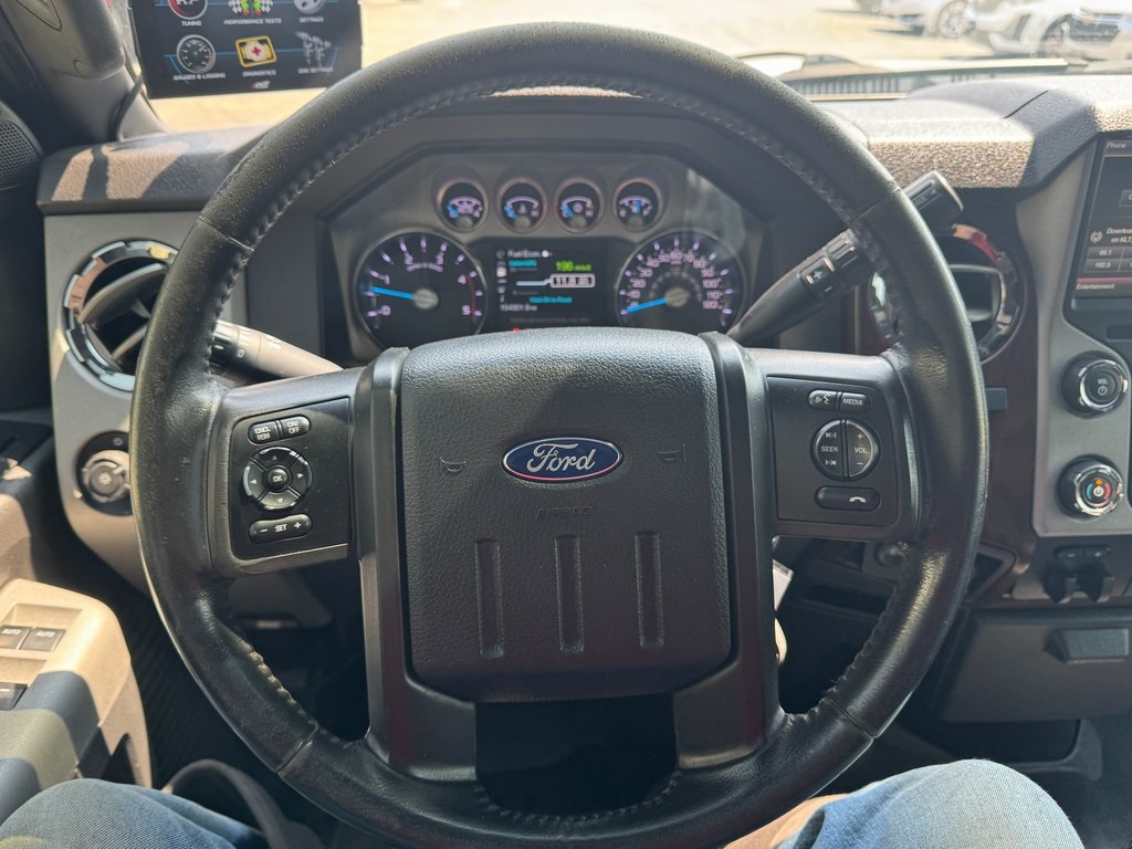 2016 Ford F-350 Lariat photo 14