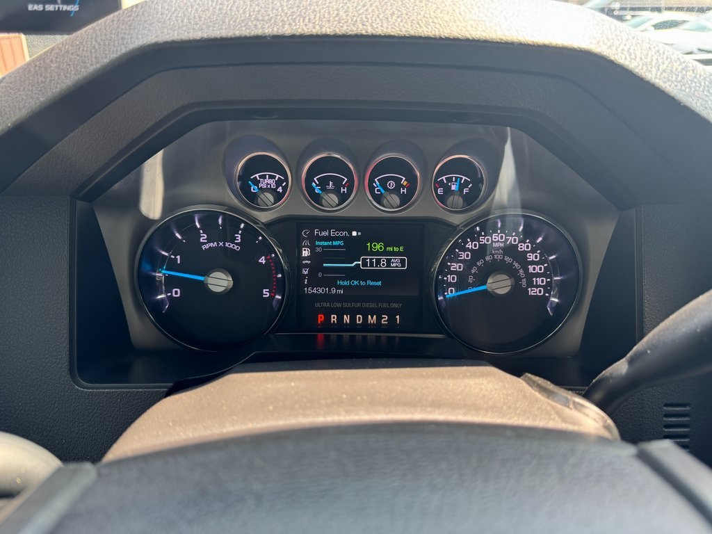 2016 Ford F-350 Lariat photo 17