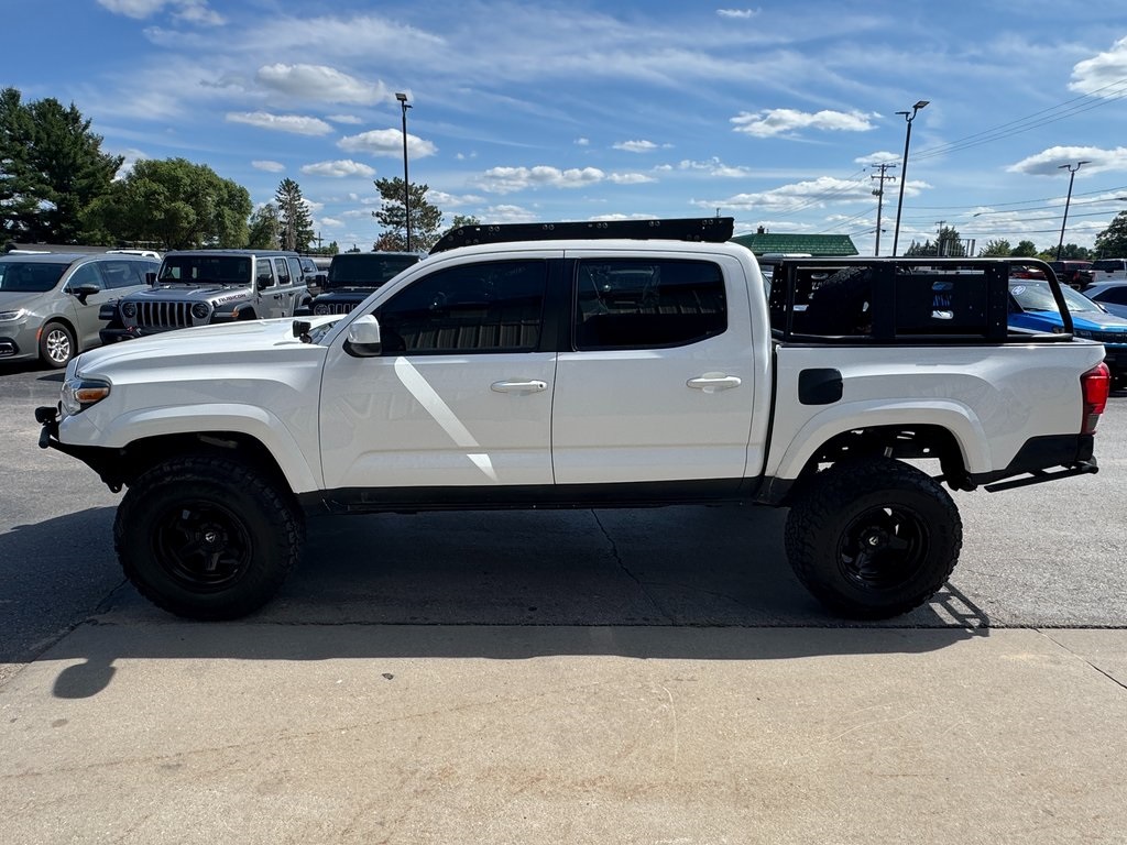 2018 Toyota Tacoma SR5 V6 photo 6