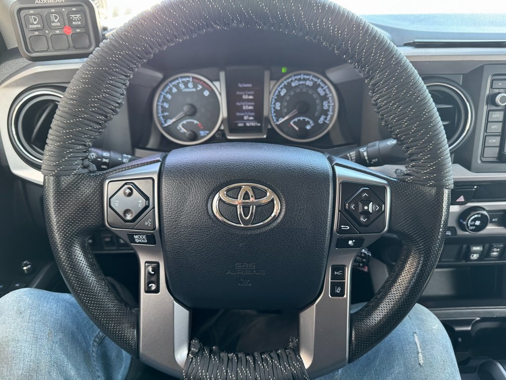 2018 Toyota Tacoma SR5 V6 photo 15