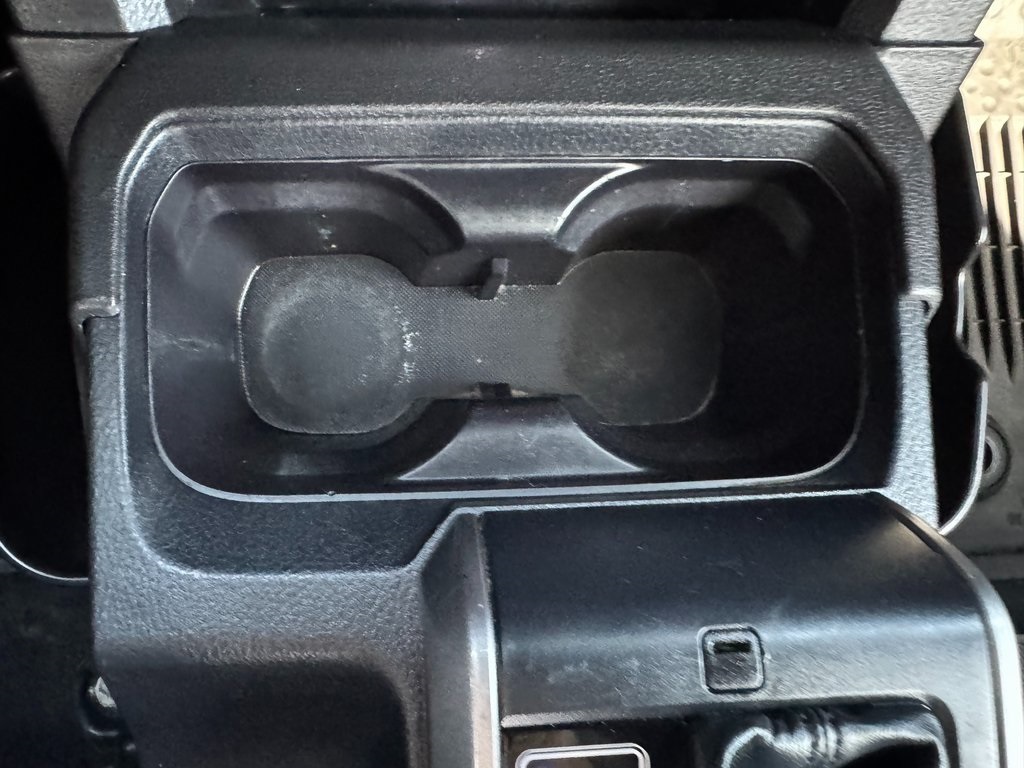 2018 Toyota Tacoma SR5 V6 photo 22
