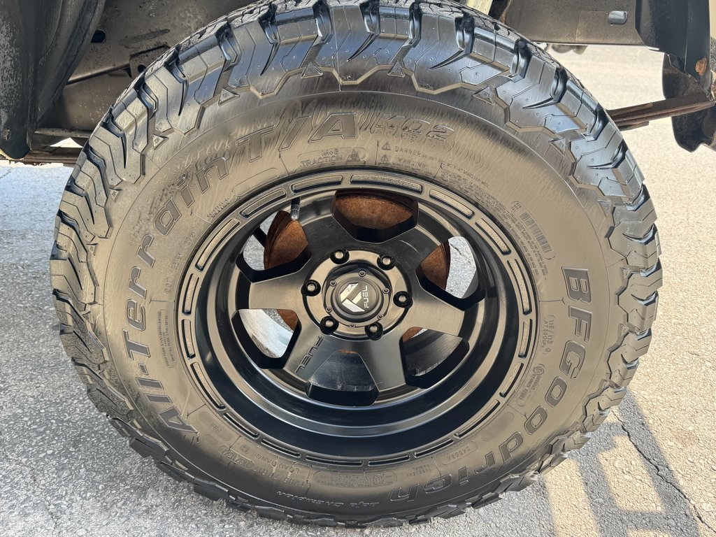 2018 Toyota Tacoma SR5 V6 photo 40