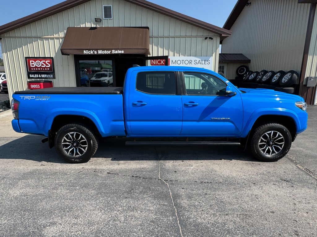 2021 Toyota Tacoma SR5 Double Cab V6 photo 2