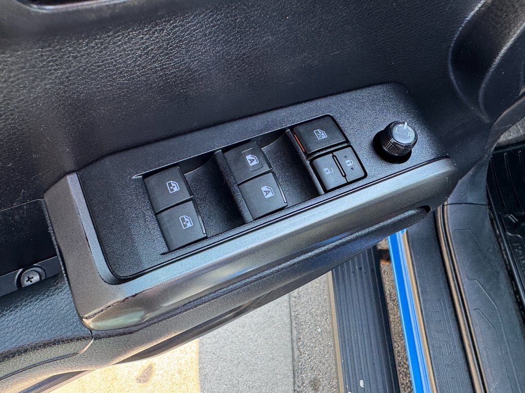 2021 Toyota Tacoma SR5 Double Cab V6 photo 11