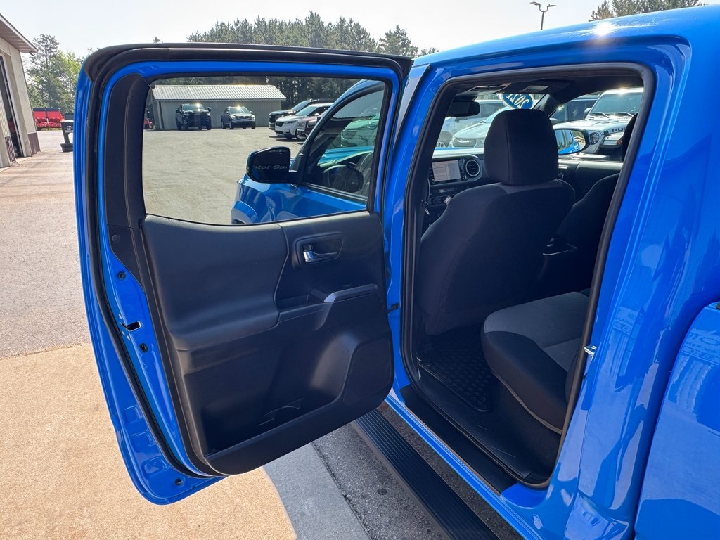 2021 Toyota Tacoma SR5 Double Cab V6 photo 22
