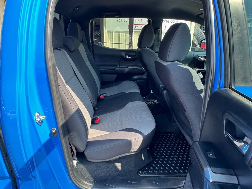 2021 Toyota Tacoma SR5 Double Cab V6 photo 32