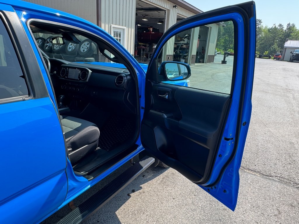 2021 Toyota Tacoma SR5 Double Cab V6 photo 33