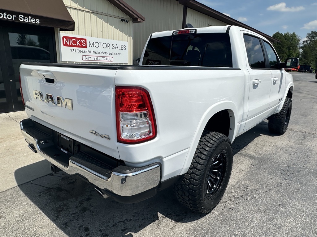 2025 Ram 1500 Laramie photo 3