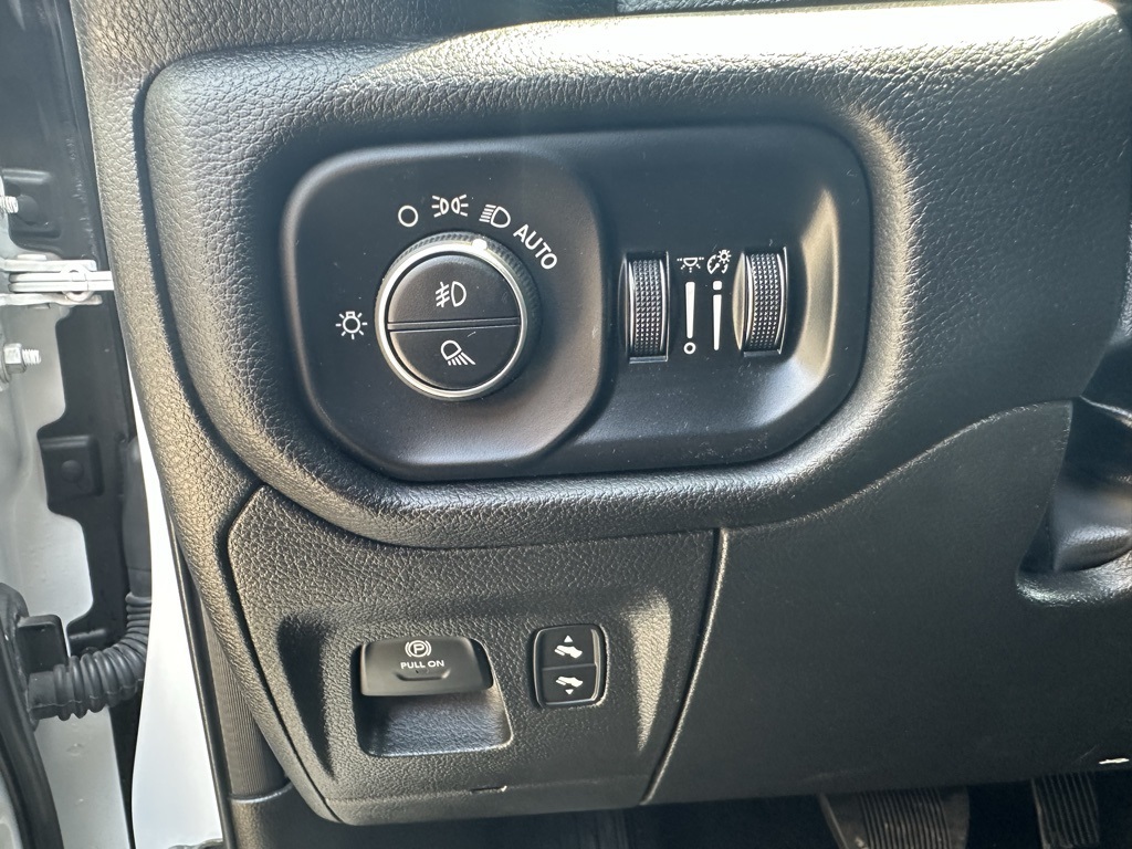 2025 Ram 1500 Laramie photo 15