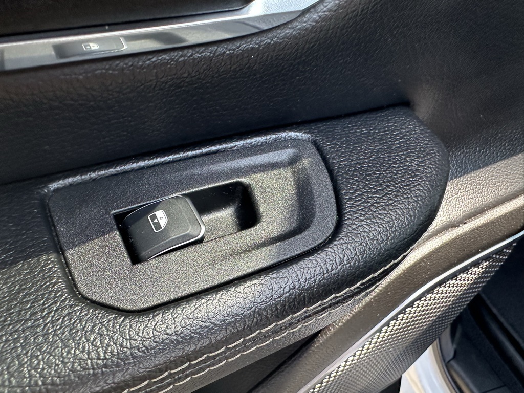 2025 Ram 1500 Laramie photo 30