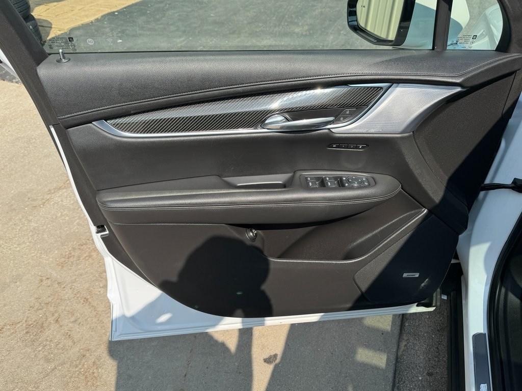 2023 Cadillac XT6 Sport photo 10