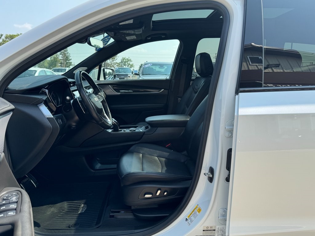 2023 Cadillac XT6 Sport photo 16