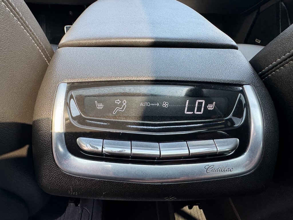 2023 Cadillac XT6 Sport photo 31