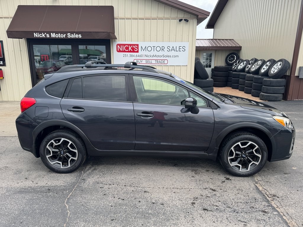 2016 Subaru Crosstrek 2.0i Limited photo 2