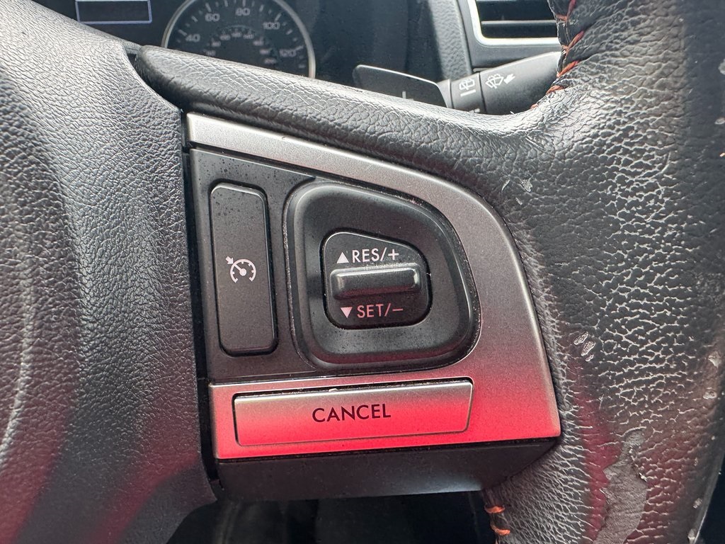 2016 Subaru Crosstrek 2.0i Limited photo 16